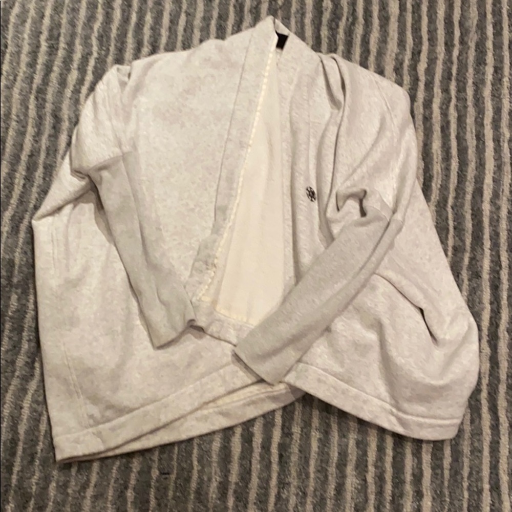 Lululemon sweater size 4